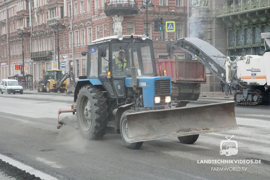 Belarus Traktoren_02.jpg